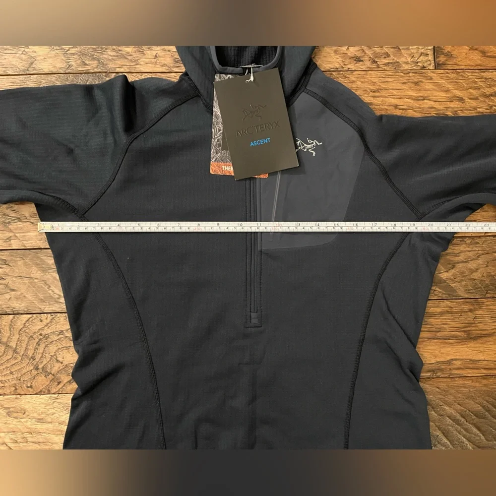 Arc'teryx Konseal Hoody Women's Black Sapphire - Picture 6 of 8